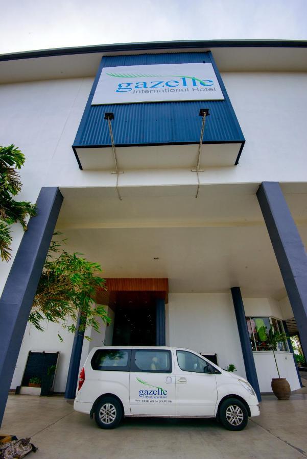 Gazelle International Hotel Кокопо Екстериор снимка